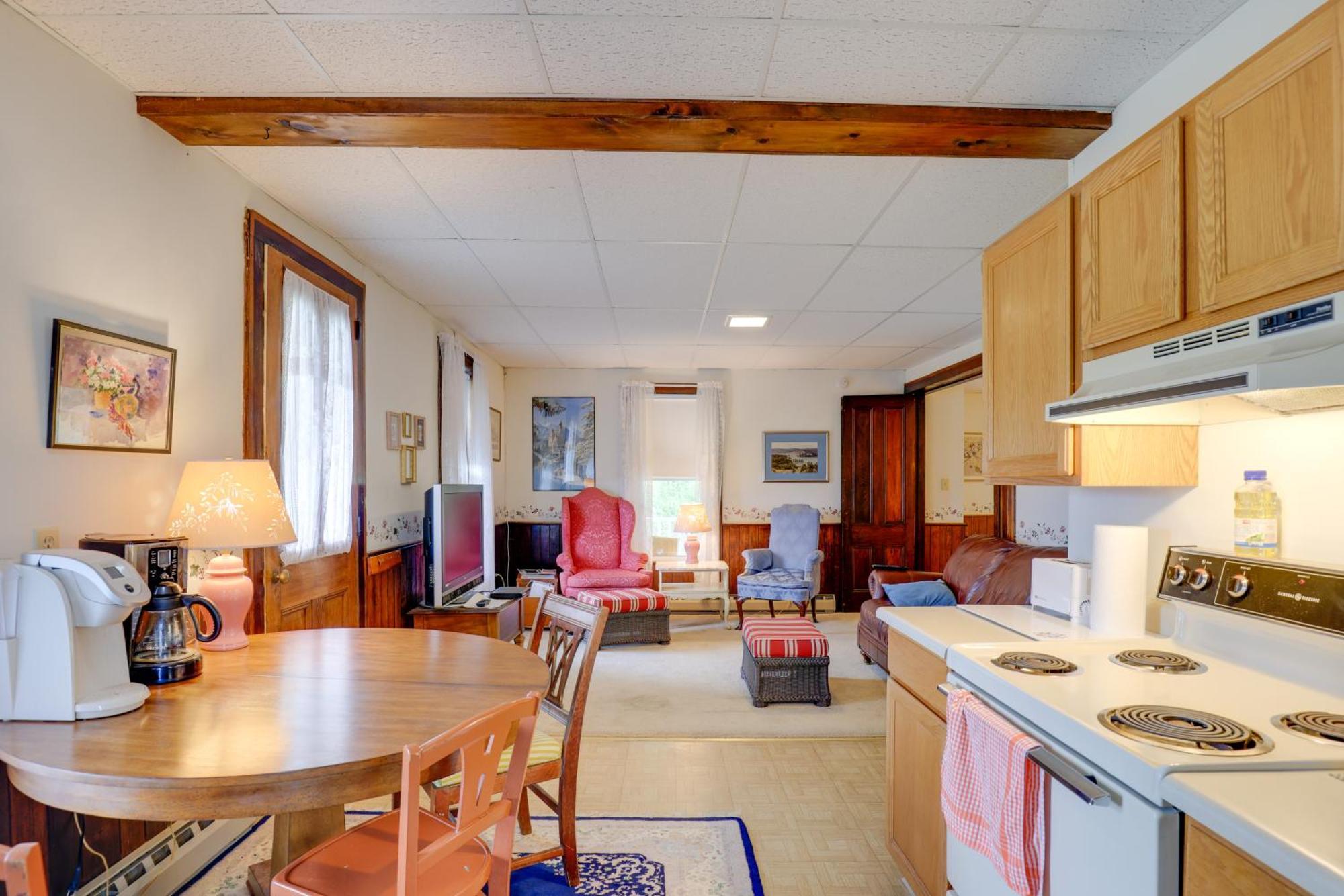 Lawrenceville Apartment With Deck Near Gaming Lands! Zewnętrze zdjęcie