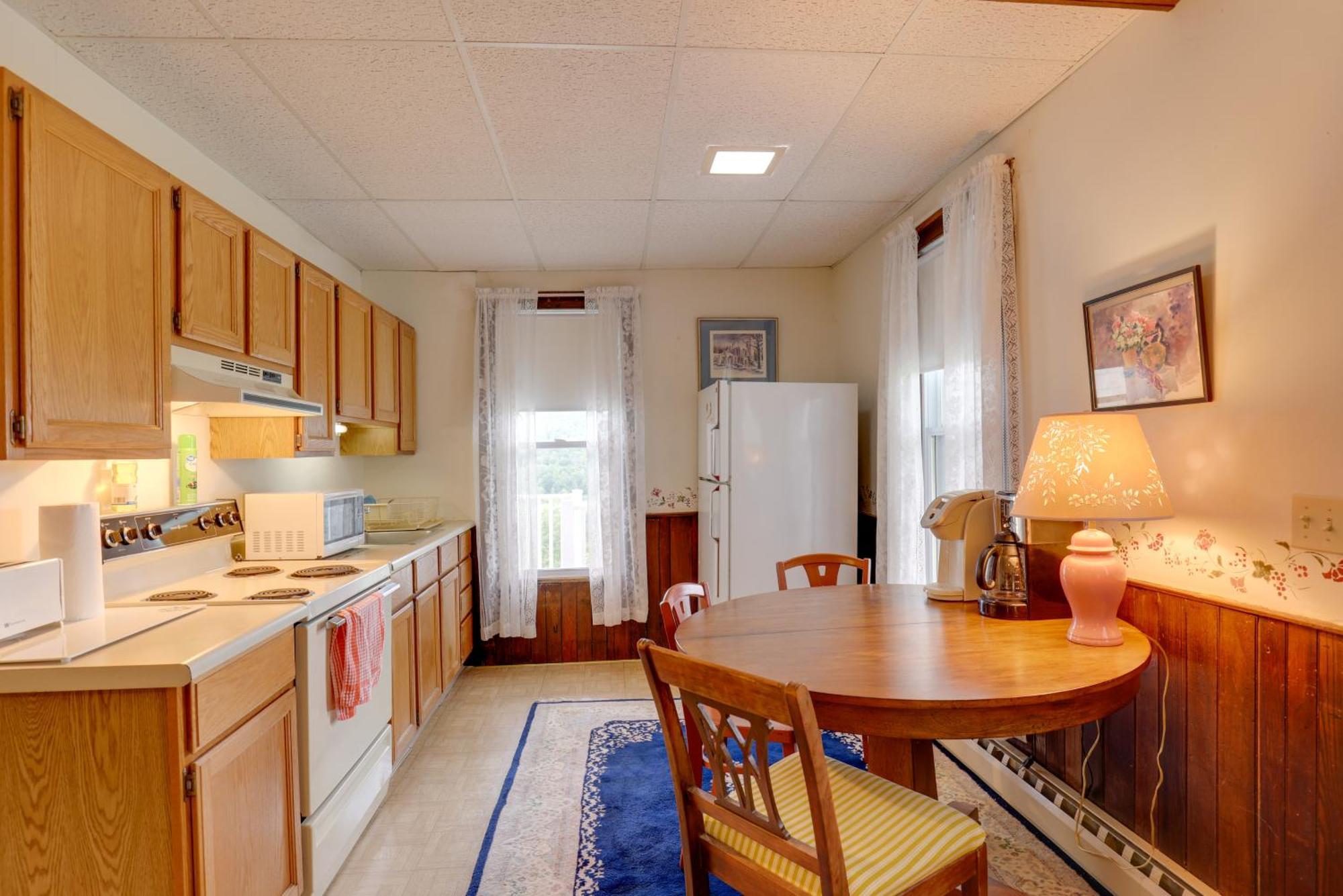 Lawrenceville Apartment With Deck Near Gaming Lands! Zewnętrze zdjęcie